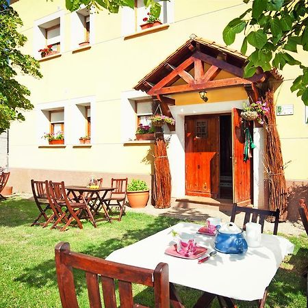 Apartamentos El Pajar Del Abuelo Peralejos de las Truchas Exterior photo